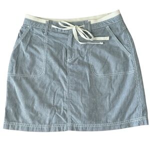 Faded Glory Pinstripe‎ Skort Size-4 / Pockets, Nautical, Coastal, Button/Zip
